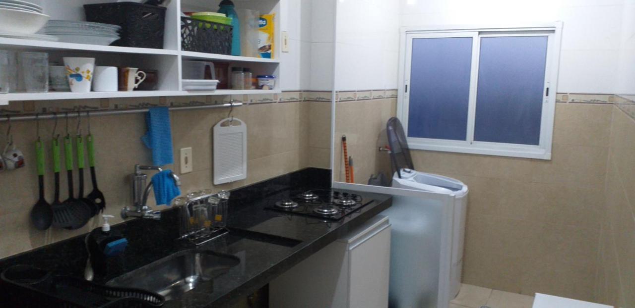 Apartamento No Canto Do Forte, Wi-Fi, Estacionamento Gratuito E Churrasqueira プライア・グランデ エクステリア 写真