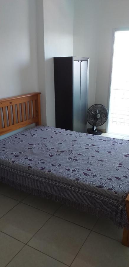 Apartamento No Canto Do Forte, Wi-Fi, Estacionamento Gratuito E Churrasqueira プライア・グランデ エクステリア 写真