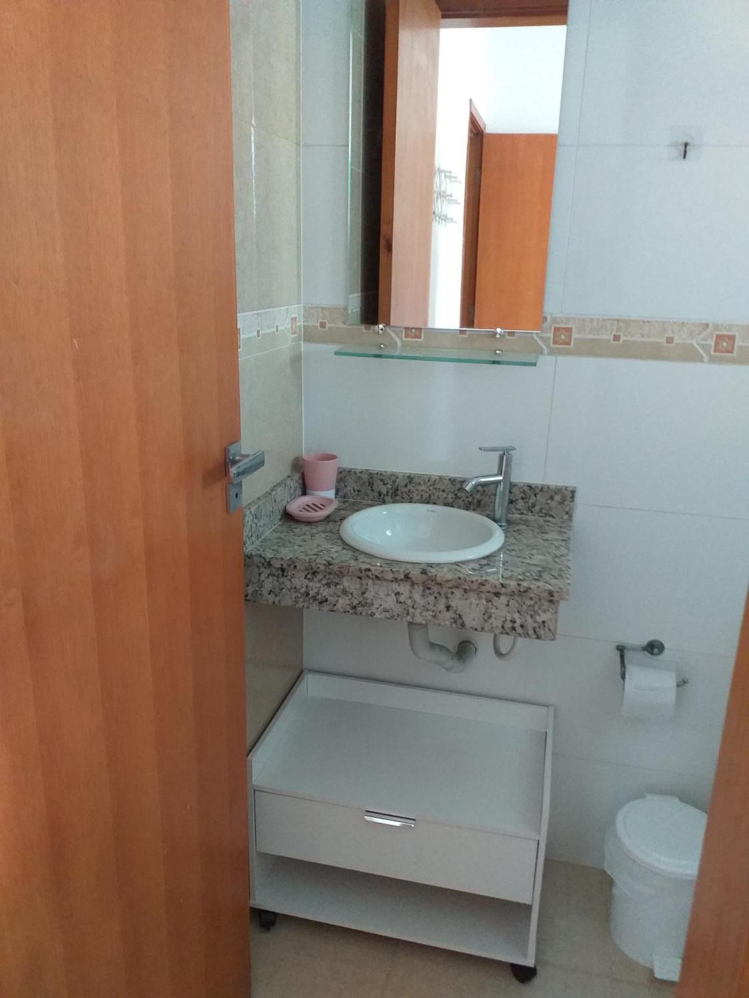 Apartamento No Canto Do Forte, Wi-Fi, Estacionamento Gratuito E Churrasqueira プライア・グランデ エクステリア 写真