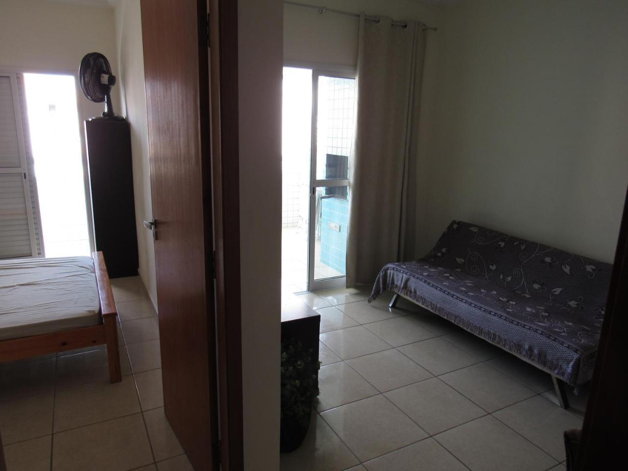 Apartamento No Canto Do Forte, Wi-Fi, Estacionamento Gratuito E Churrasqueira プライア・グランデ エクステリア 写真