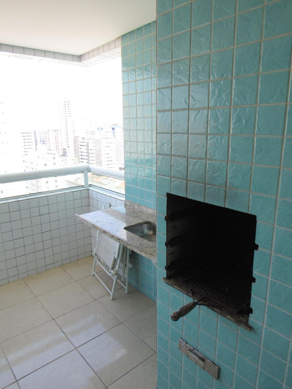 Apartamento No Canto Do Forte, Wi-Fi, Estacionamento Gratuito E Churrasqueira プライア・グランデ エクステリア 写真