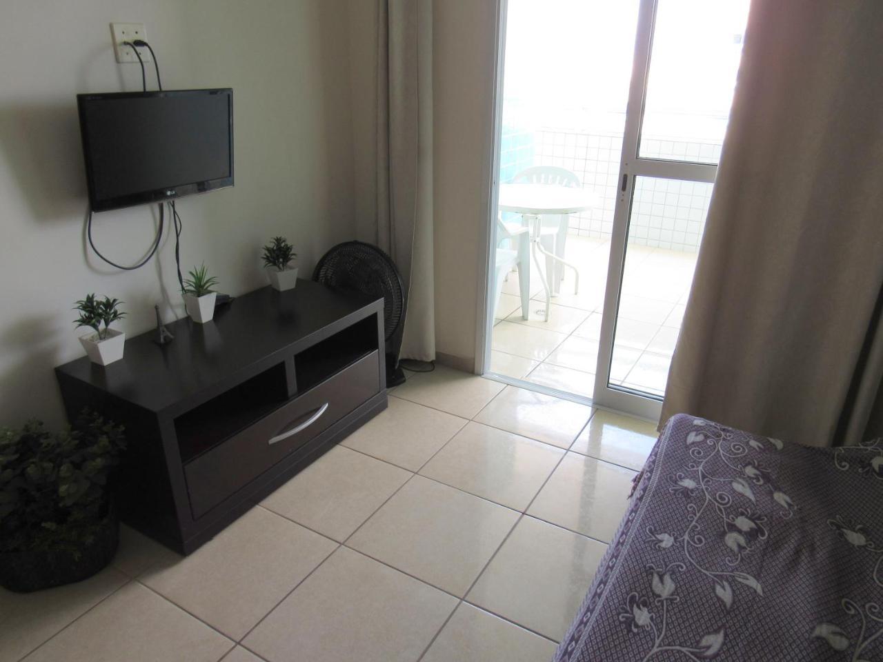 Apartamento No Canto Do Forte, Wi-Fi, Estacionamento Gratuito E Churrasqueira プライア・グランデ エクステリア 写真